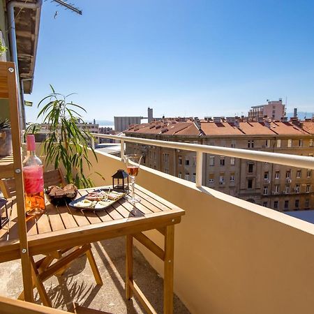 Balcony Apartment Pampas Rijeka Exterior photo