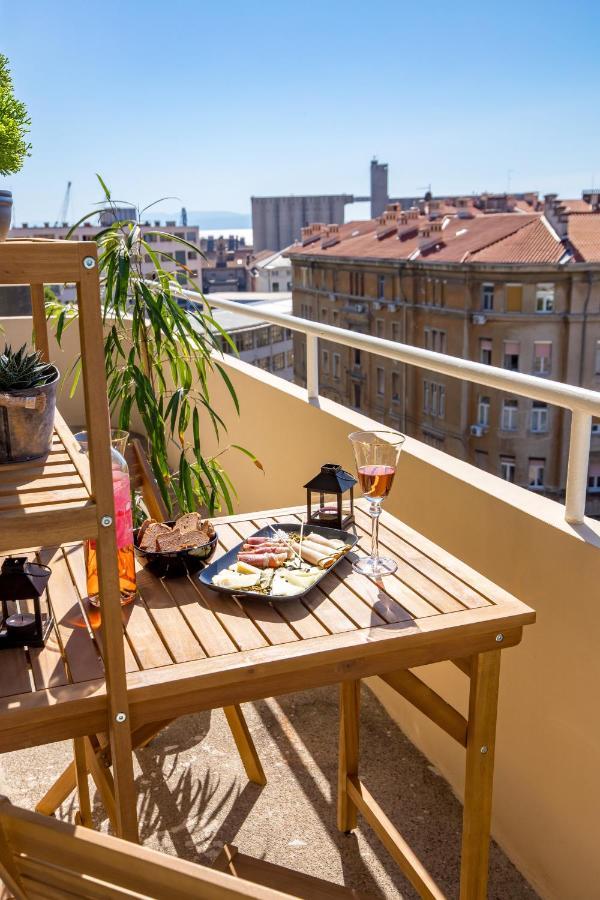 Balcony Apartment Pampas Rijeka Exterior photo
